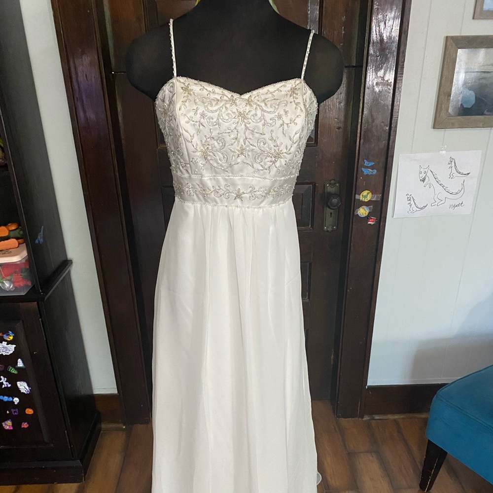 Symphony Bridal Gown Style 4306 Size 10 NWT